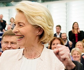 Con 401 voti favorevoli,il Parlamento europeo ha eletto Ursula von der Leyen presidente della Commissione europea